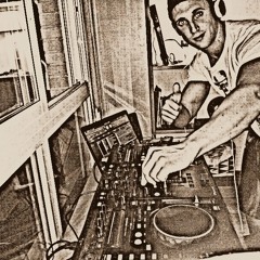 WARM UP TOMORROWLAND 2013 OFFICIAL MIX by JOHNNY DEEP