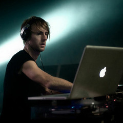 Richie Hawtin Live @ Enter, Especial Maxi Club
