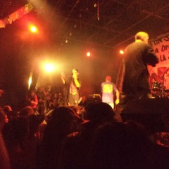 SALVAJE DECIBEL RADIKAL TRAIDORES (EN VIVO GALPON VICTOR JARA)