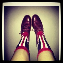 conferets rocking with a klan : SU WU CUZ IM A DUKE <B I LOVE AARONE