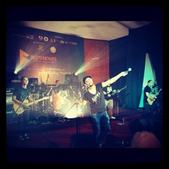 Pure Saturday Feat. Ajie Gergaji 'The Milo'- Desire (Live At IntimMate, Gd. Wanita, Bogor)