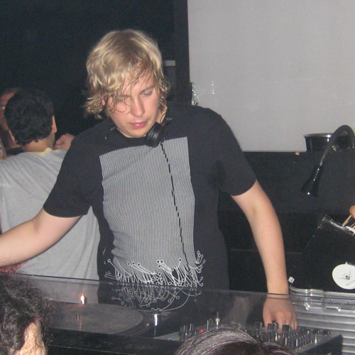 Dominik Eulberg - Es klebt noch Morgentau in dei