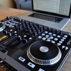 Bom Bom - Tu Te Mueves Old School 2012 by Dj Maicol Hernandez Sin Sello