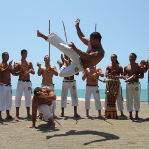 Morena mandou me chamar ( CAPOEIRA )