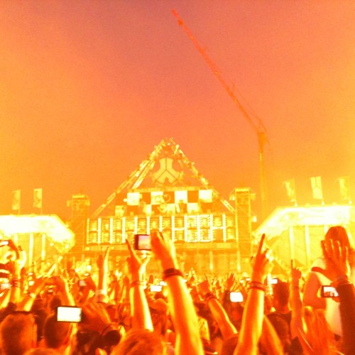 HardWithStyleMix 2012 (Mix By Dany Mynx)