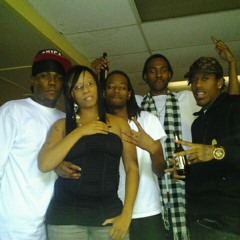 WE Toatin-Young Rob Ft Young Klo.mp3