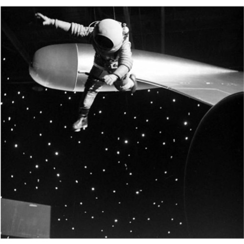 GooMar - man on the moon