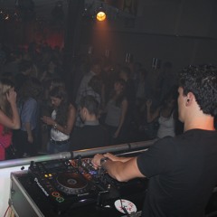 Copyright, Roul & Doors ft Soul Central - Stronger on my own Melodies (Jule & Sventastic Mash-up)