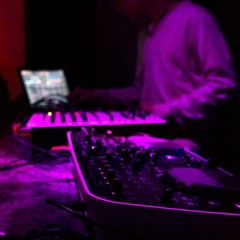 Techno  House- ♪