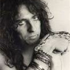 "School's Out" - Alice Cooper (live)