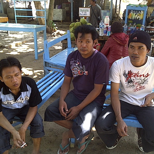 Iwan Fals Berandal Di Bangku Terminal By Beezarro Wardock On Soundcloud Hear The World S Sounds