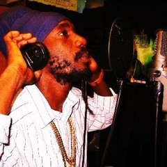 Sizzla "Rise To The Occasion / Wonder " medley 220 sound dubplate (2k8)