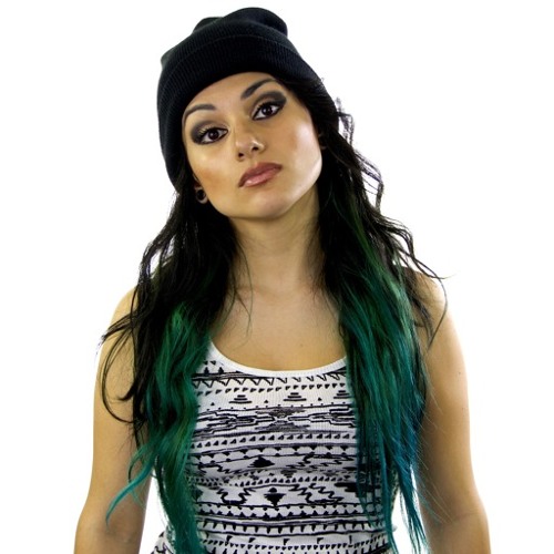 Snow Tha Product's "She Ain't Me" (from Woman On Top Mixtape)