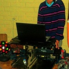 Hector Y Tito Ft Don Omar - Baila Morena ( Remix Prod By Dj Barra Mix 2012 )