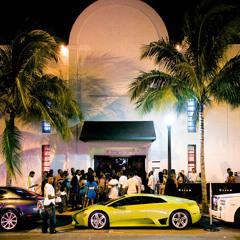 Next To Me (feat. Smoove & Hypnautic)