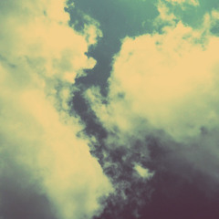 Adey - It's raining (It's falling from the clouds)