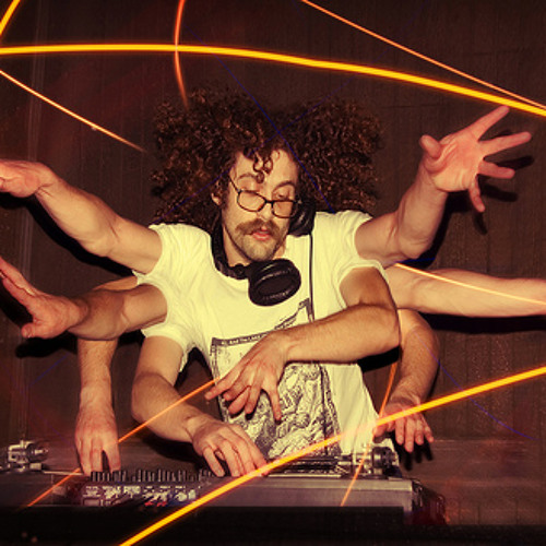 Low End Theory Podcast: THE GASLAMP KILLER x Cut Chemist.