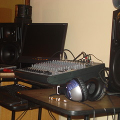 QUE VIVA LA CHUPA A PUNTE WISKI  PERO CON TUSA (JODA) (cortesía)