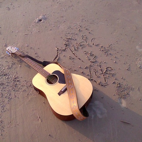 Baro Aasha Korey (Acoustic)