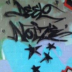 Keep playing feat MC DeeLo