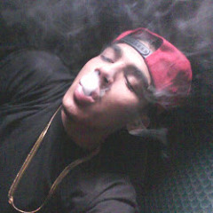 LiVn dA HiGh lIfE: JaYqUaN BeNtLy fT FrE$H aN KeEfY D