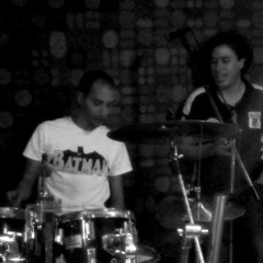 "להקת פאם פטאל- "אפריל