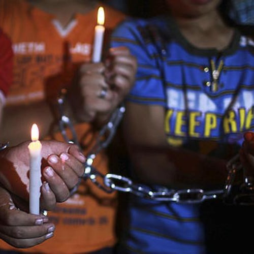 الشيخ إمام...قيدوا شمعة