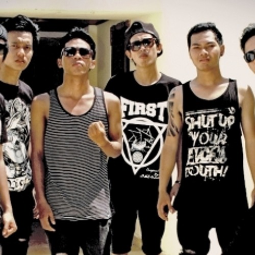 Stream Kristiadi Martha | Listen to hyena wants party playlist online