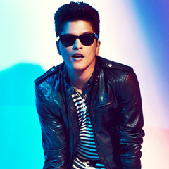 Locked Out Heaven ( Bruno Mars Vs Technotics Vs Cross Fitch & Field)