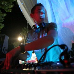 Roman-No me lo puedo explicar (Tiziano Ferro cover,spanish version)