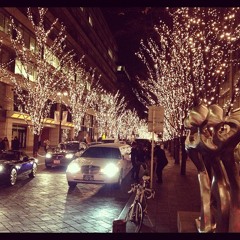 Illumination avenue / Piano with Headphone