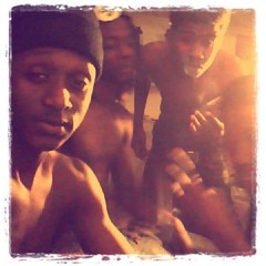 UP NOW #FBE AYOO N #FBE SQUEAKY