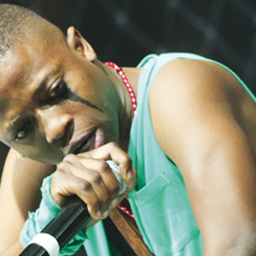 Stream ATI - Dust on shoes(that award) Rihanna cover by A.T.I(Batho ...
