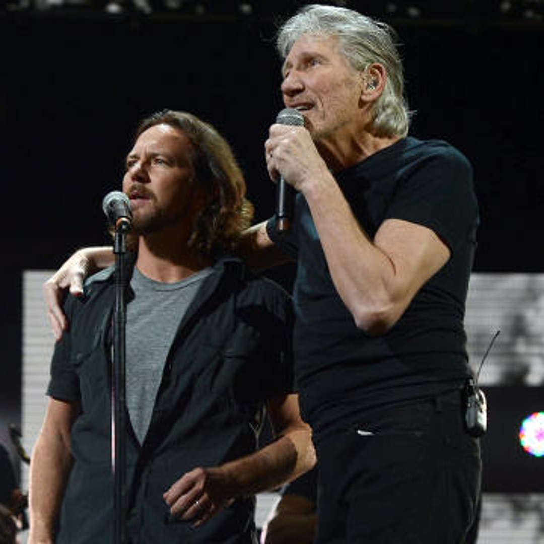 Stream Roger Waters and Eddie Vedder - Comfortably Numb - 121212 Concert by  Bruna Nogueira FS | Listen online for free on SoundCloud