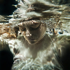 Cant sleep ( neutron x ocean life)