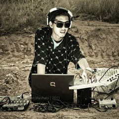 Efarde - Kehadiranmu feat. Gimik