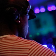 Old school r & b scratched  and mixed live Damage, Brownstone, Angie Stone, Sunshine Anderson +mre