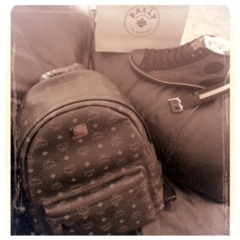 Kool-Hot ft. Scrilla - Designer Walking