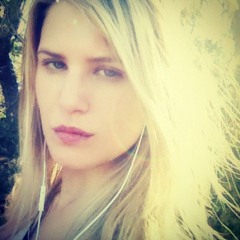 Cristina D'angelo Sampaio - I'm a believer - The Monkees cover (feat. Graviola Studio)