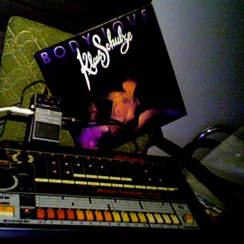 Klaus Schulze vs 808