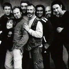 Ní Liom Féin - Kíla & Oki