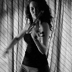 Bad Romance - Electric Violin Cover (Caitlin De Ville)