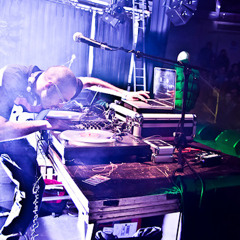 Stromae-humain a l eau "HUMAN PAPOU" (DUB RMX) by SubstanzDj