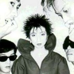 DELICIOUCIOUSS                         → PLASTICS LIVE !!!!