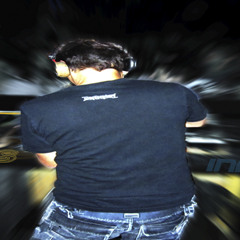 Dj Koniks at the respublica with Metrik / Clarks & MC Teelex 3/11/12 extracted of mix 100% vinyl
