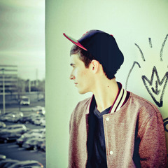 JmikeC- Cuddle Buddy ( Taylor Swift - Ours Instrumental)