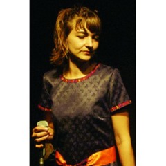 CARINA SALVADO  pomba da ponte