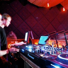 Punch and Fade - Chillout Sessions III - Trance B (x) ed/ig (  ) Room Sounds