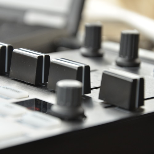 South Bliss Projekt- Out of My Mind (Techy Romantics)