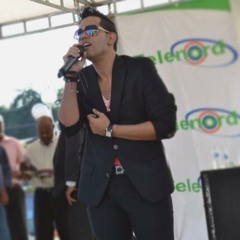 JOEL INSUPERABLE POPURRY DE BACHATAS_EN VIVO@DEKADA CAR WASH